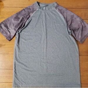 Vineyard Vines Performance Gray/Camouflage SS Tee L (16)